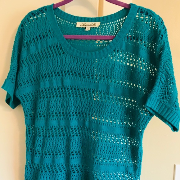 Francesca’s “Annabelle” Label Short Sleeve Sweater - Picture 1 of 7